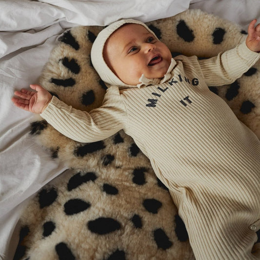 Milking it onesie - oat - Borro - rent baby kids clothes