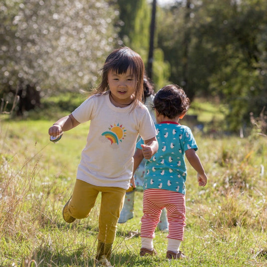 Sun and the rainbow t-shirt - Borro - rent baby kids clothes