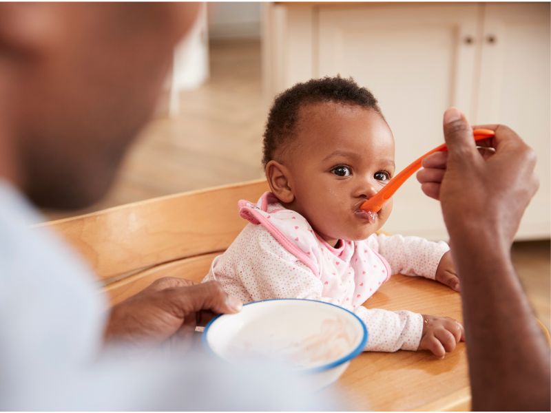 Feeding Your Baby Away From Home: Money-saving Tips On Baby Food