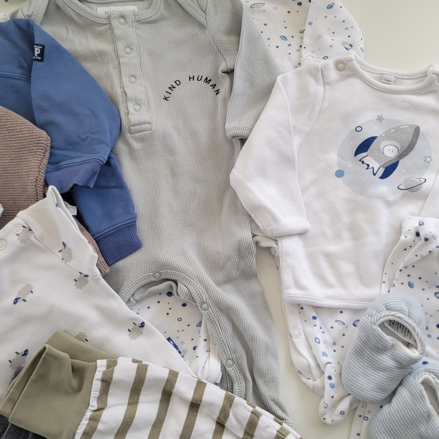 Space baby bundle - 11 items