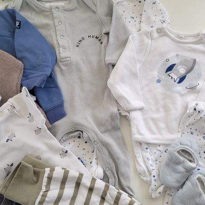 Space baby bundle - 11 items