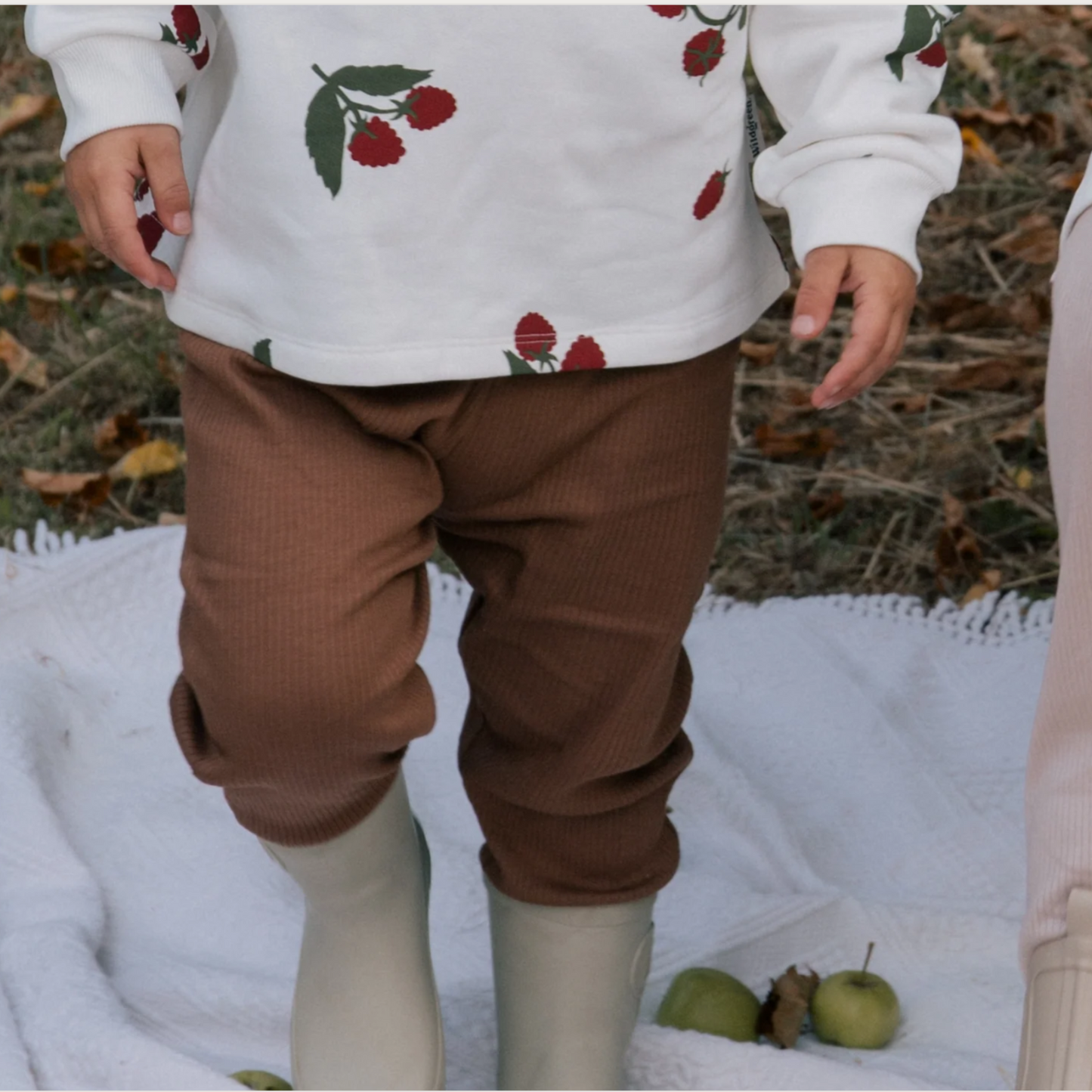 Neutral ribbed leggings - chocolate