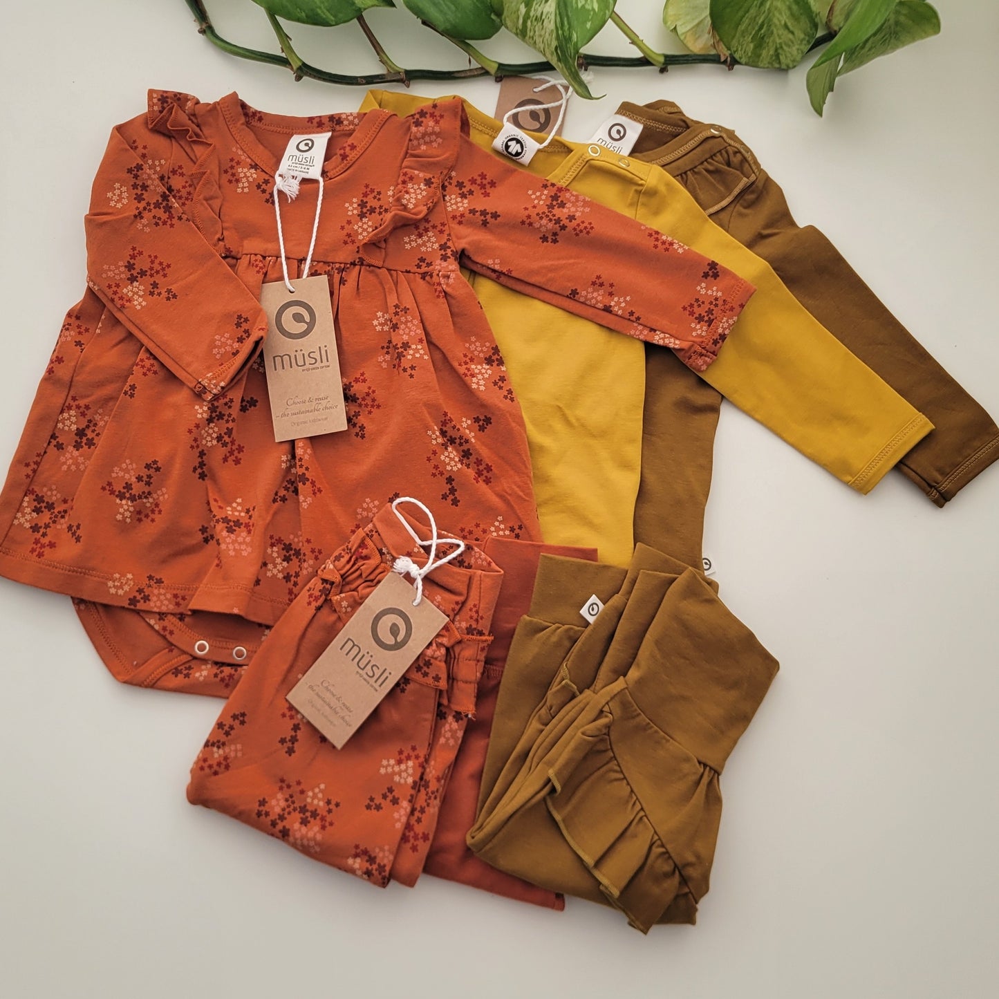 Autumnal floral bundle - 6 items