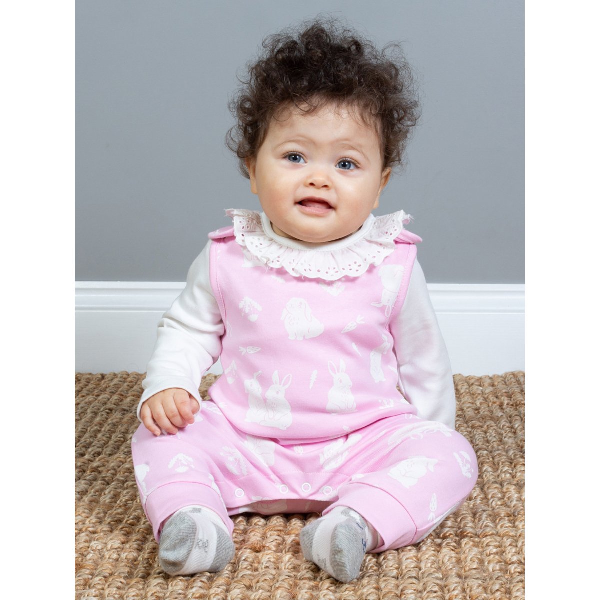 Bun bun dungarees - Borro - rent baby kids clothes