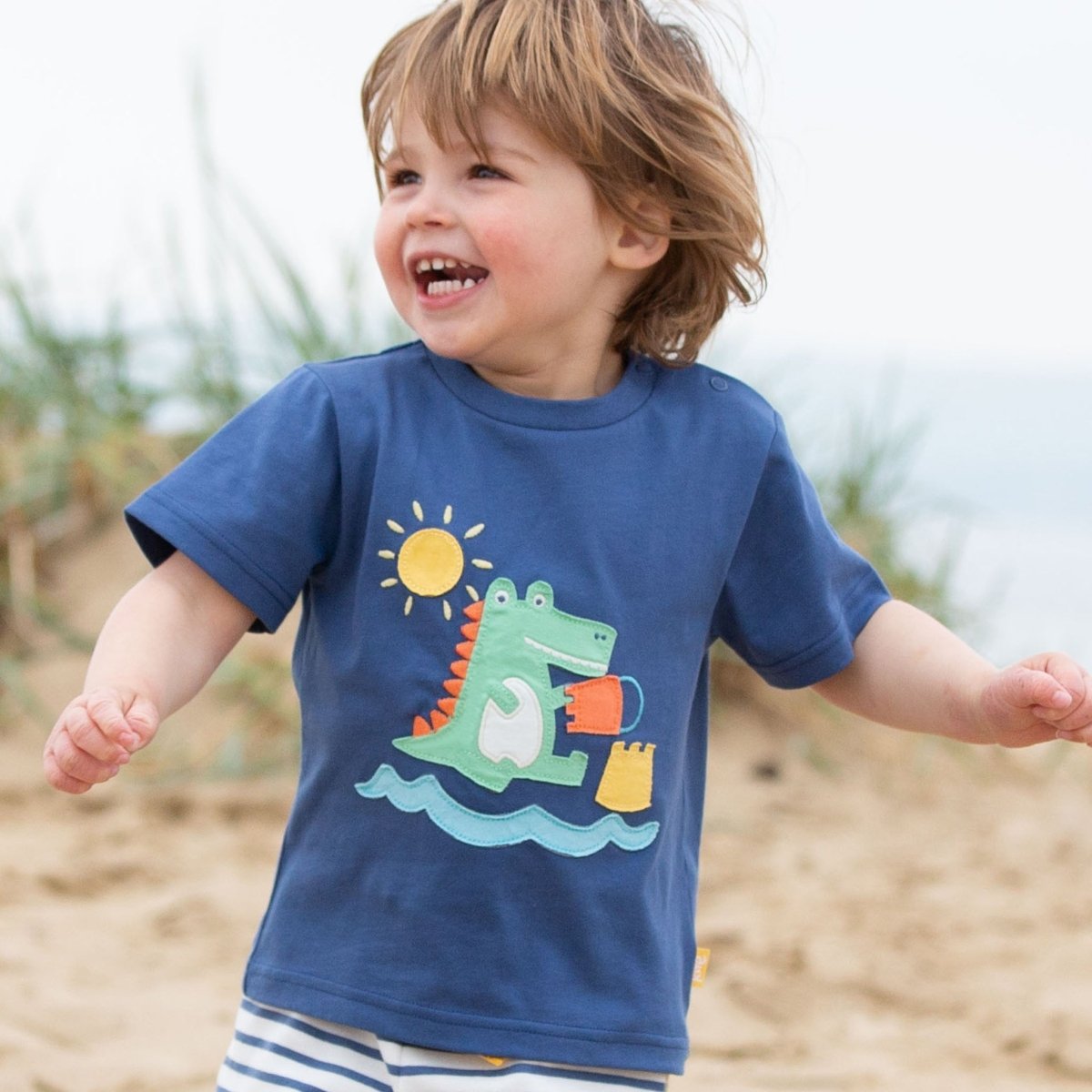 Croc castle t-shirt - Borro - rent baby kids clothes