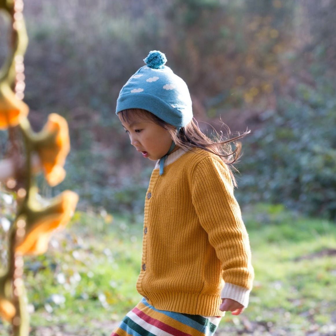 Fluffy cloud knitted hat - Borro - rent baby kids clothes