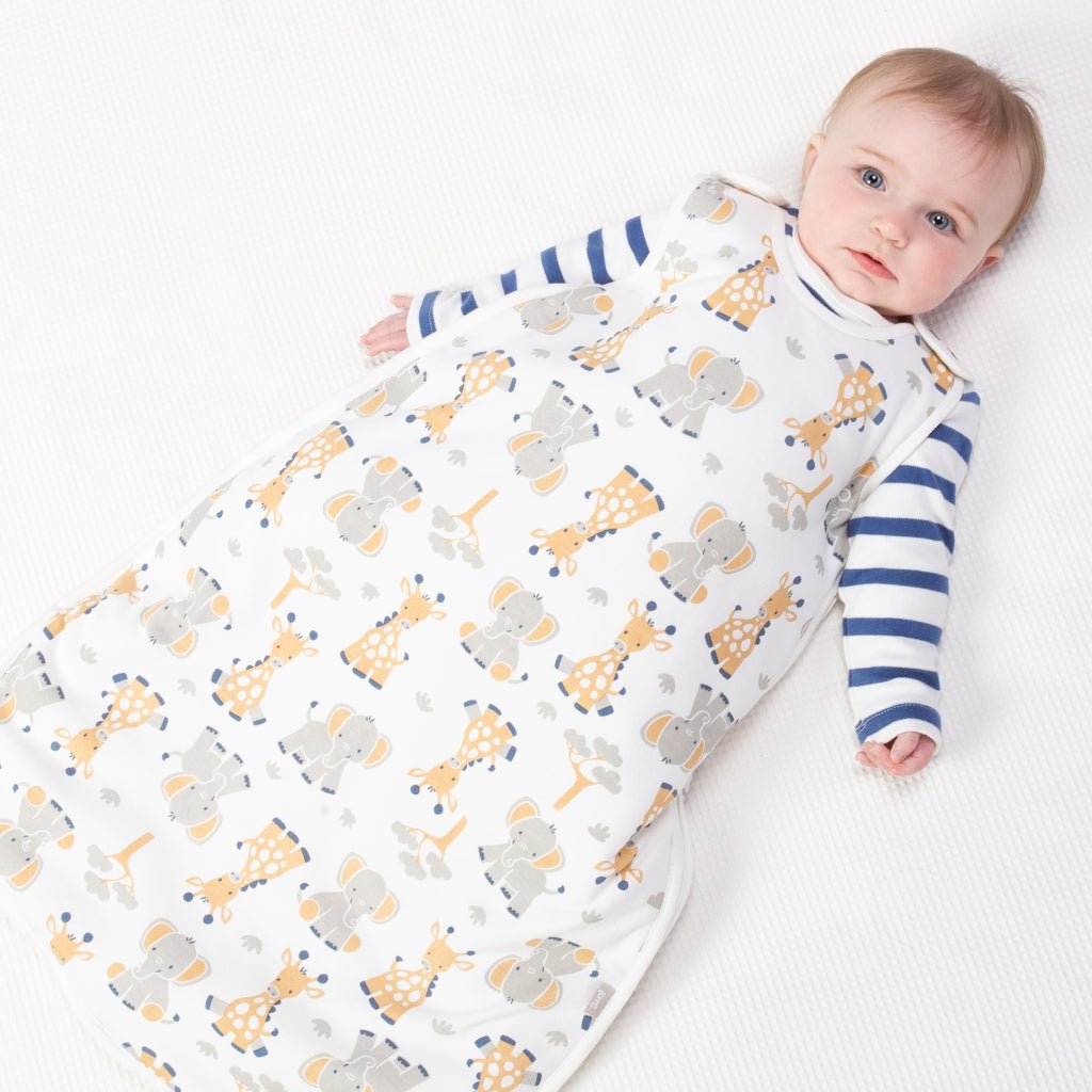 Giraffe and Ele sleep bag - 1.5 tog - Borro - rent baby kids clothes