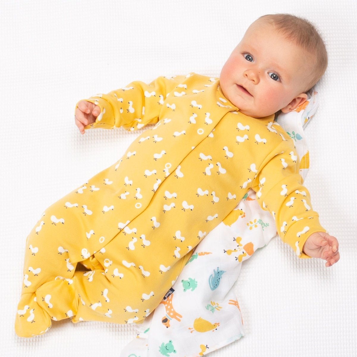 Little duck sleepsuit - Borro - rent baby kids clothes