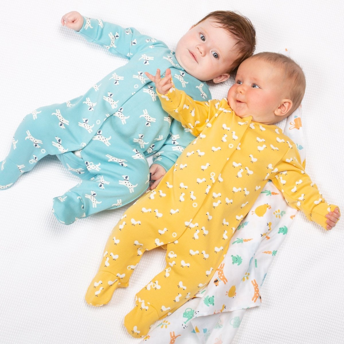 Little pup sleepsuit - Borro - rent baby kids clothes