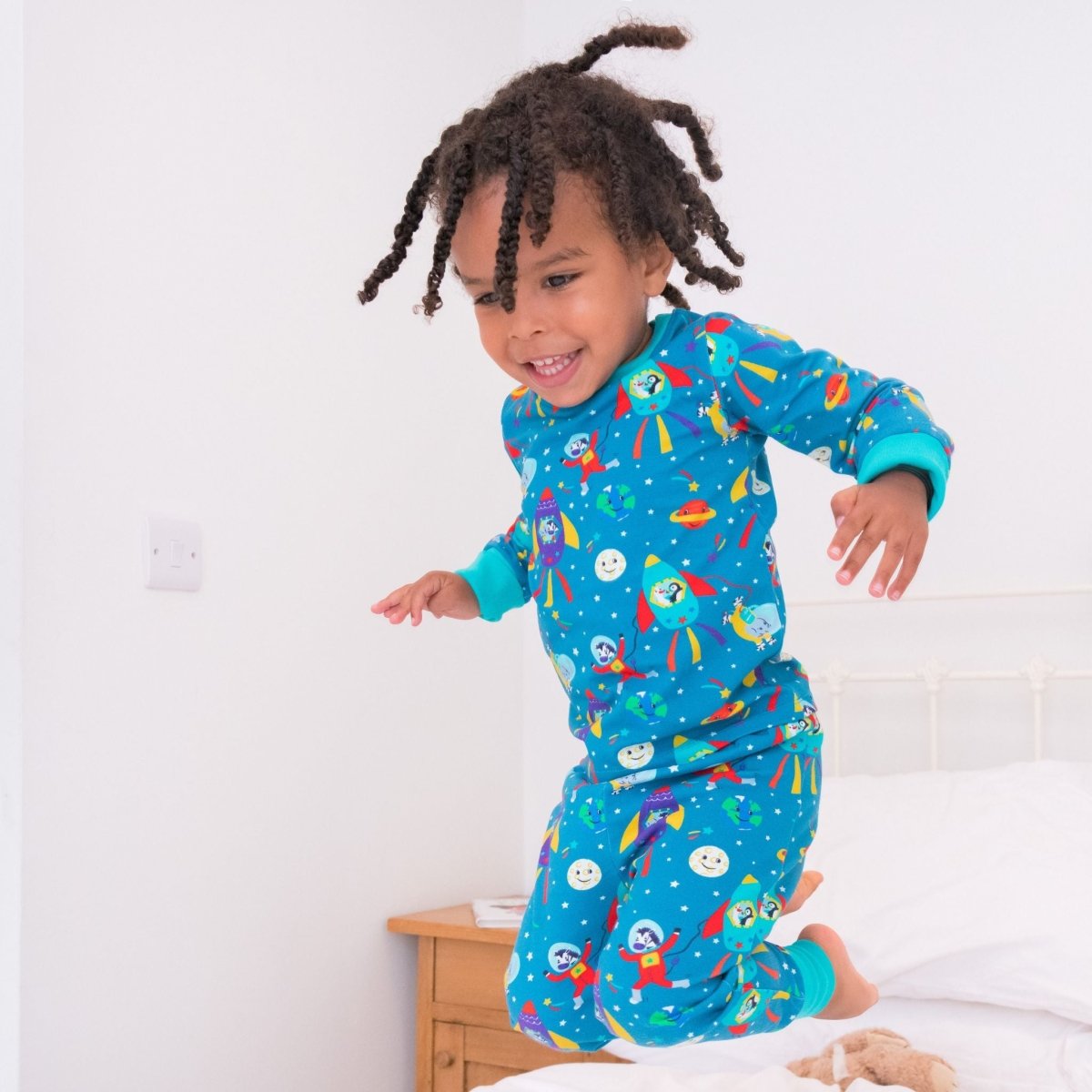 Space pyjamas - Borro - rent baby kids clothes