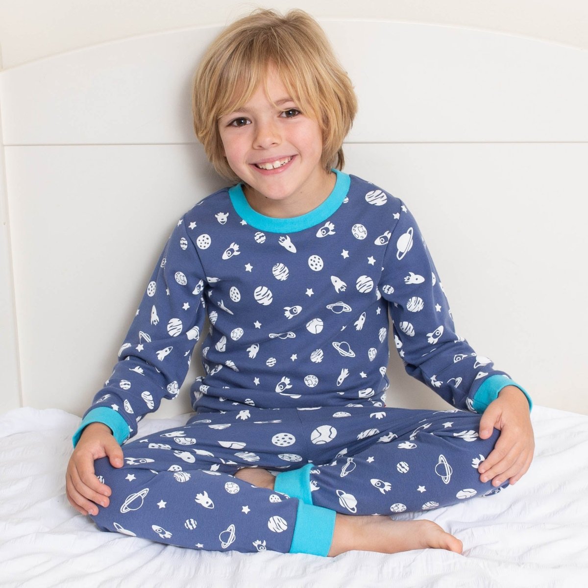 Space time pyjamas - Borro - rent baby kids clothes